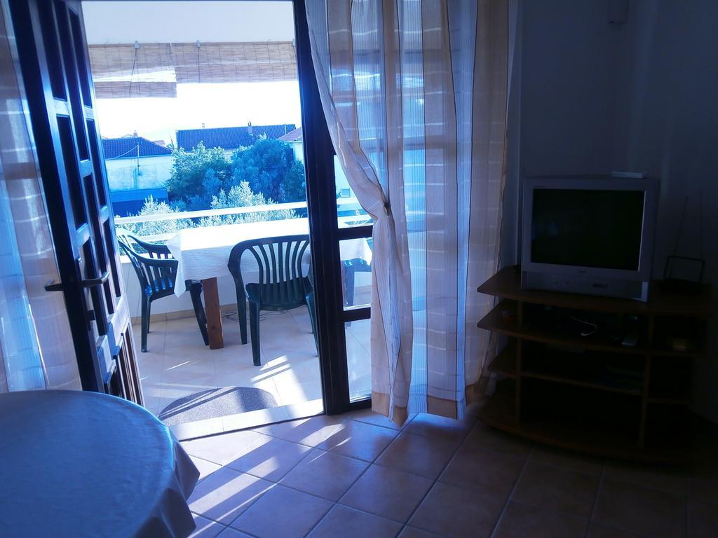 Apartment Maslina Bibinje Værelse billede